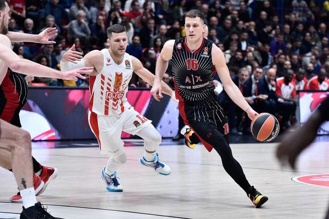 Στον εύθραυστο Νέντοβιτς ο Βόβορας βλέπει τον επόμενο Ούκιτς