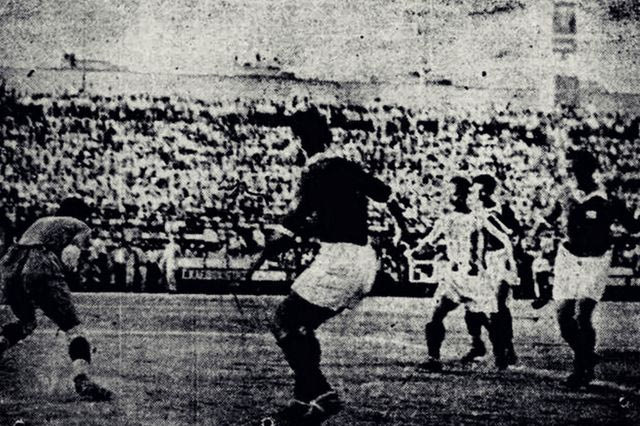 Ξύλο με ναύτες και πατερίτσες στο αιώνιο ντέρμπι του 1949