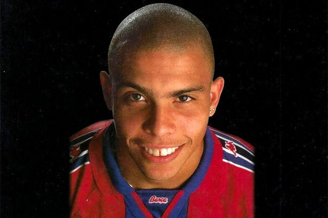 Ρονάλντο: η μεταγραφή-θρίλερ στην Μπαρτσελόνα