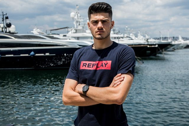 O Αντώνης Σιατούνης σκότωσε την εφηβεία του για να παίξει στην Σαμπντόρια