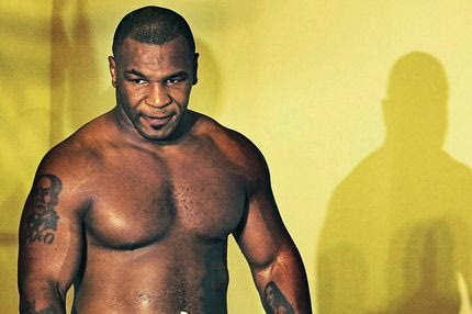 Ο ανίκητος Τζόουνς αρνήθηκε τον ξεφτισμένο Μάικ Τάισον και τον ‘καταράστηκε’