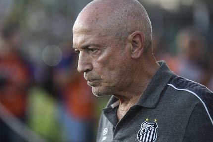 Ο Φερέιρα απολύθηκε από τη Σάντος χωρίς να προπονήσει έναν αγώνα πρωταθλήματος