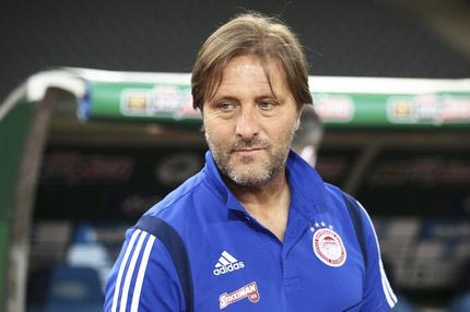 Ο Μαρτίνς ξέρει ότι ο Ολυμπιακός πονάει αριστερά