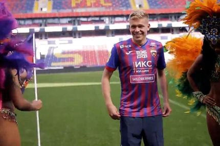 Η πιο περίεργη παρουσίαση παίκτη έγινε στη Ρωσία από την ΤΣΣΚΑ