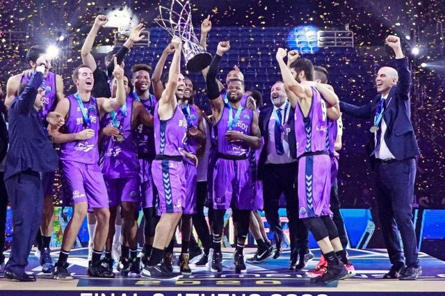 Η Μπούργος είναι μια ομάδα ελληνικής πατέντας με μια διαφορά