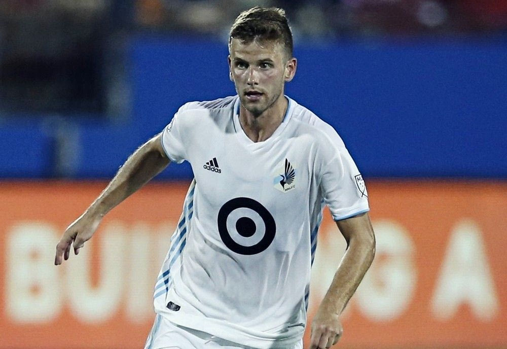 H ‘επανάσταση’ μιας ολόκληρης ομάδας για χάρη του γκέι ποδοσφαιριστή της