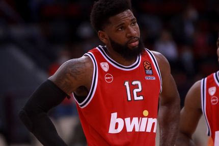 Ολυμπιακός-Εφές: Είχε ηλεκτρολόγους αλλά όχι υδραυλικό