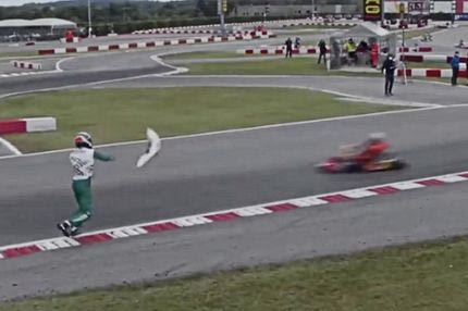 Ένας ιπτάμενος προφυλακτήρας προκάλεσε ξύλο αλύπητο στα karts