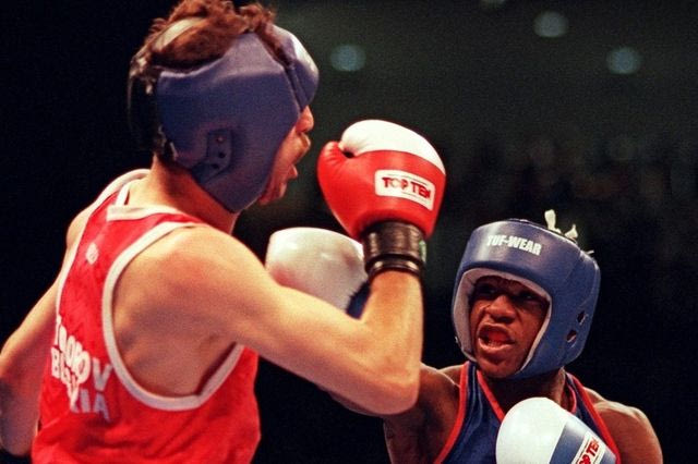 Ο τελευταίος μποξέρ που νίκησε τον Μεϊγουέδερ κατέληξε μανάβης, αλλά και βραβευμένος ηθοποιός