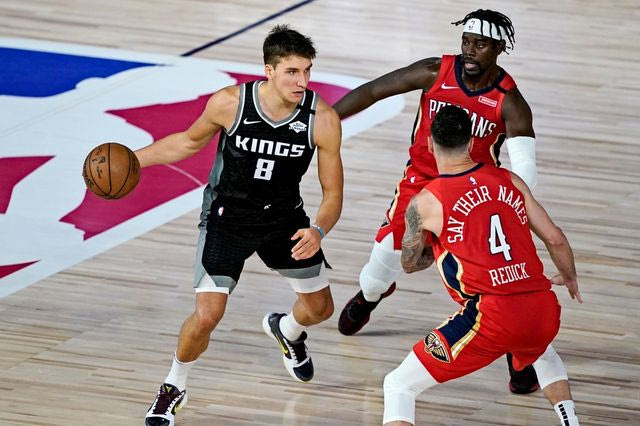 Το ρίσκο συνεργασίας Μπογκντάνοβιτς και Χόλιντεϊ με τον Αντετοκούνμπο