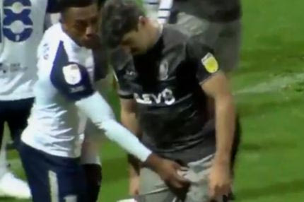 Συμπαίκτες του λένε ότι ο Φίσερ είναι καλός με τις ‘μπάλες’ των άλλων