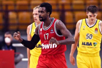 Ολυμπιακός-Άλμπα: Ένα και μόνο καλάθι από τον Ζαν-Σαρλ αρκούσε