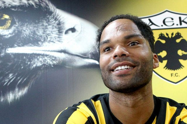 Ο Τζόλεον Λέσκοτ επιστρέφει στη δράση ως γκεστ σταρ στη Μούρθια