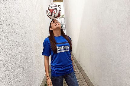 Αθανασία Μωραΐτου: Η ‘Μαραντόνα’ της Εθνικής Ελλάδας που ζει στις ΗΠΑ και απορεί με τον Τραμπ