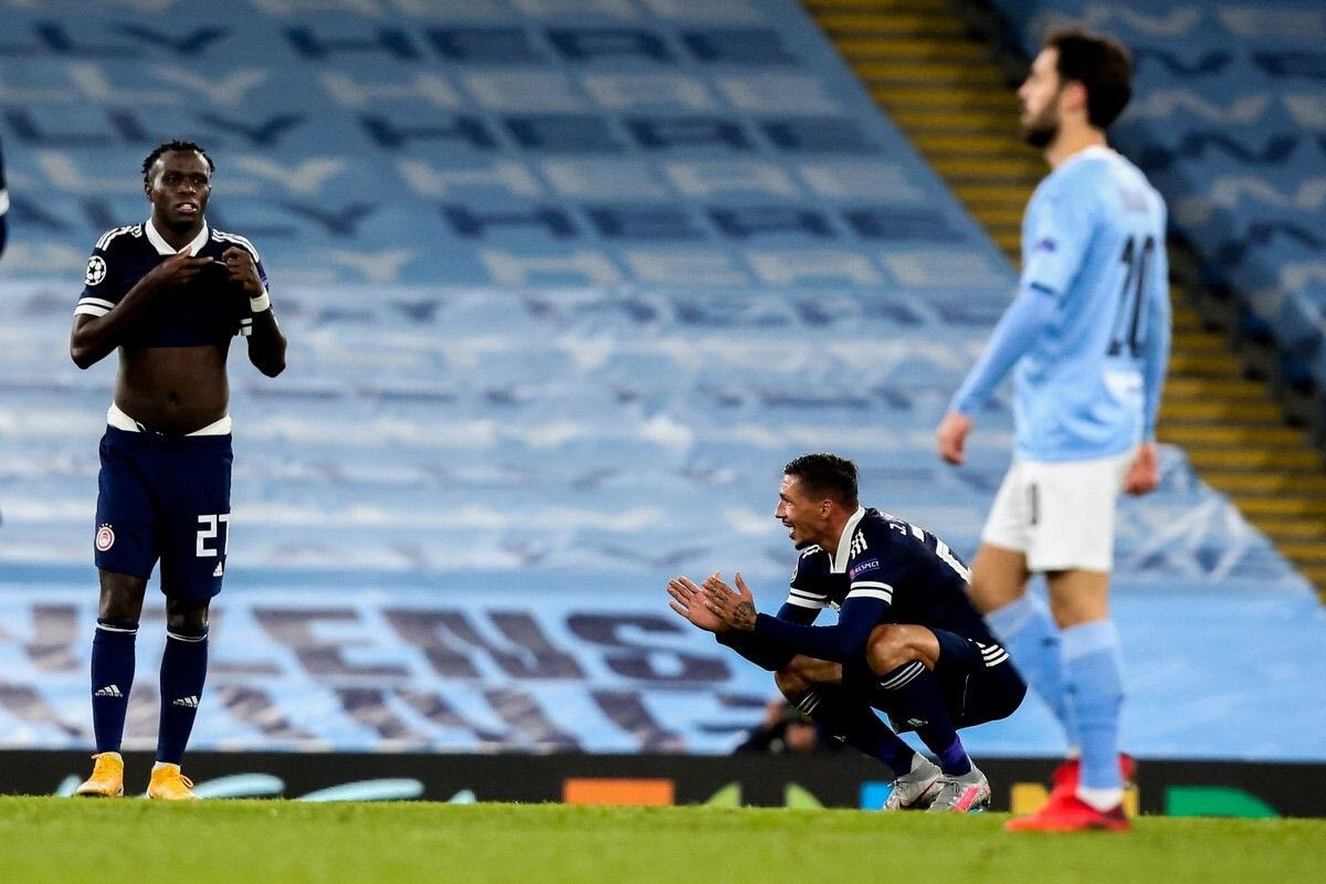 Μάχες για την πρόκριση σε τέσσερις ομίλους του Champions League