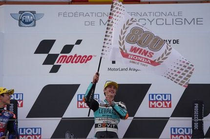 Ο Masia πήρε την 800ή νίκη Ρεκόρ σε Grand Prix για τη Honda