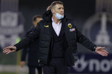 ΑΕΚ-Βόλος: Η καρπαζιά του Σάκχοφ στον Ουάρντα πέτυχε τον Καρέρα