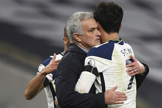 Οι προπονήσεις στα αράουτ διώχνουν τον Μουρίνιο από την Τότεναμ