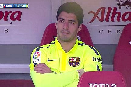 Xoλωμένος στην αλλαγή του ο Σουάρες (VIDEO)