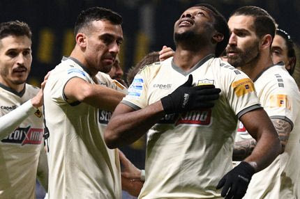 Άρης-ΑΕΚ: Η συνωμοσία του Χιμένεθ με τον αριθμό 3