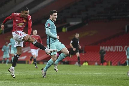 Ο Ρόμπερτσον έπαθε Μανωλά, αλλά το αυτί του Γκρίνγουντ δεν ίδρωσε