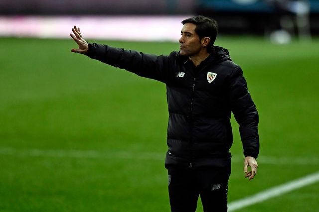 Ο προπονητής που κλέβει τίτλους της Μπαρτσελόνα χωρίς να τη νικάει