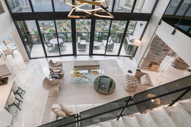 Η μεζονέτα του Μέσι στο Μαϊάμι δεν μοιάζει με άλλη