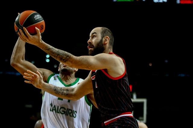 Ο Ολυμπιακός ψάχνει 7 νίκες σε θρίλερ διαρκείας