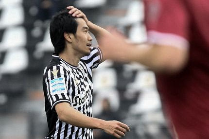 ΠΑΟΚ-Απόλλων: Βυσσινί από βυσσινί διαφέρει πολύ