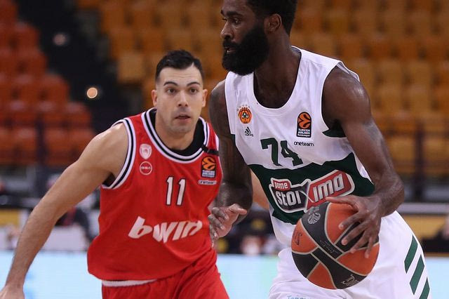 Ολυμπιακός-Παναθηναϊκός: Η νύχτα που λευτερώθηκε ο Σαντ-Ρος