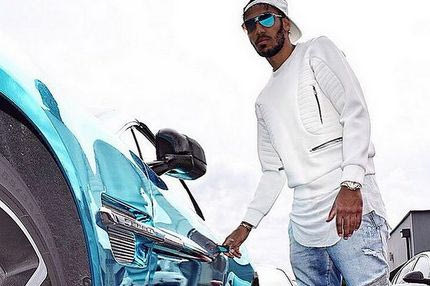 Με το supercar των 2 εκατ. θα έπρεπε να έρθει στην Ελλάδα ο Ομπαμεγιάνγκ