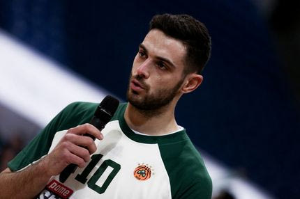 Ο Ιωάννης Παπαπέτρου στο διαδικτυακό παρκέ των Αθλητικών Ακαδημιών ΟΠΑΠ