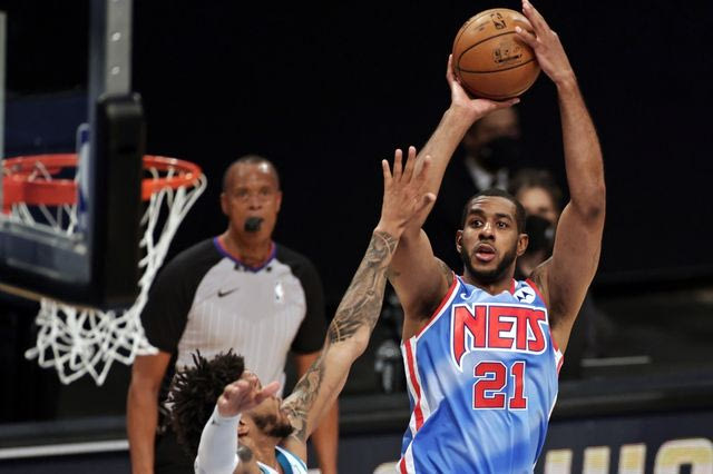 Ο ΛαΜάρκους Όλντριτζ έχει μια τρελή καρδιά