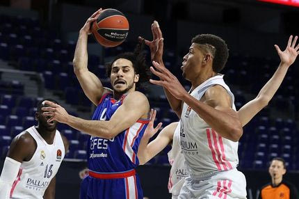 Η φούρια της Εφές και η ‘τιτανομαχία’ Μεσίνα-Τρινκιέρι