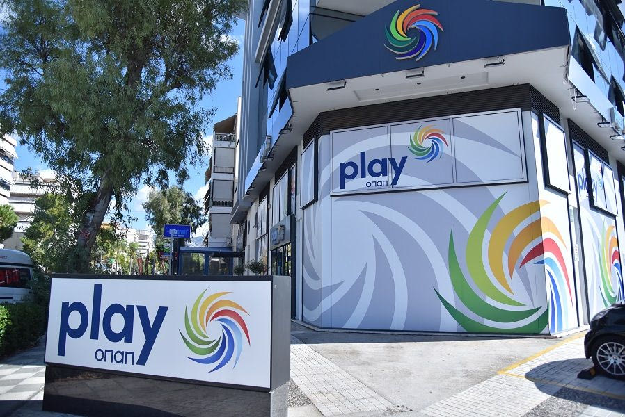 Επαναλειτουργούν από σήμερα τα καταστήματα PLAY του ΟΠΑΠ