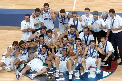 Η χρυσή Εθνική πήρε σύνταξη και ο κόουτς Γιαννάκης την ευχαριστεί