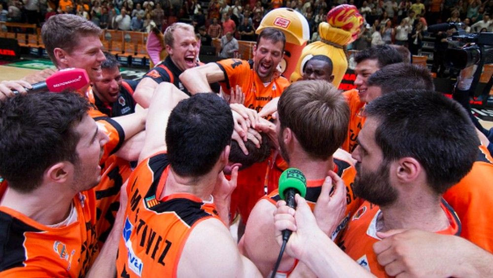 Έκανε την αρχή η Βαλένθια: Απέκλεισε τη Μάλαγα