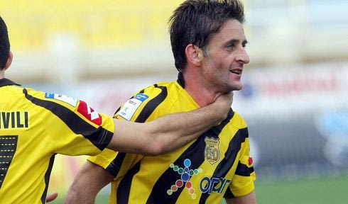 Yπογράφει ο Γελαδάρης