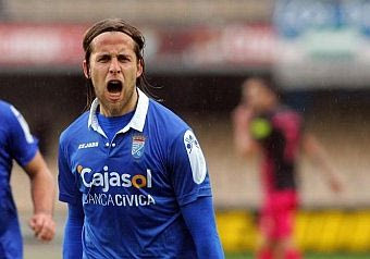 Και επίσημα στην ΑΕΚ ο Κορδέρο