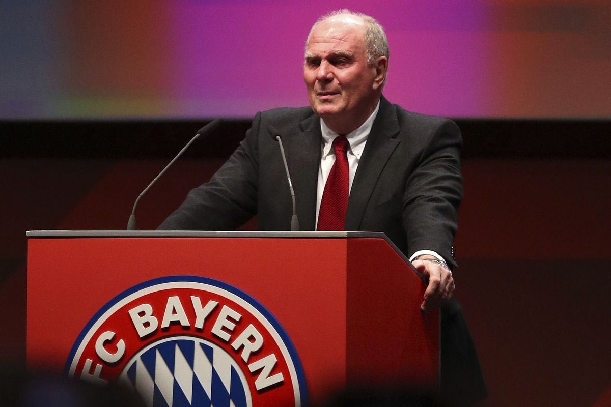 Η επίθεση του Χένες σε Μάντσεστερ Σίτι και Παρί αφορά τα χρήματα