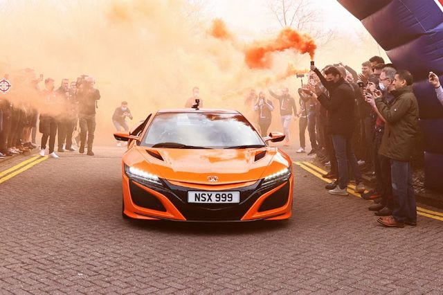 10 πράγματα για το supercar με το οποίο ο Φερστάπεν πανηγύρισε τον τίτλο στη Formula 1