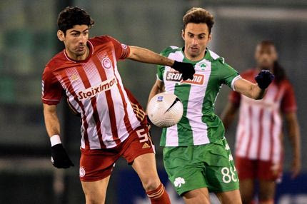 Τα ματς σε ποδόσφαιρο και μπάσκετ που θα γίνουν παρουσία μόνο 1.000 θεατών