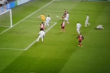 Ο Ρέτσος πέτυχε εξαιρετικό γκολ, αλλά ακυρώθηκε για επιθετικό φάουλ συμπαίκτη του