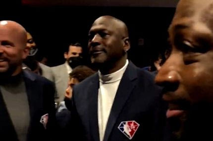 Τζόρνταν σε Μάτζικ: “Ελα να παίξουμε μονό εδώ και τώρα γέρικο σκυλί”