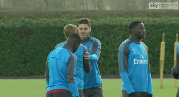 Η πρώτη φορά του Μαυροπάνου με τη φανέλα της Άρσεναλ