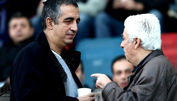 Ασος στο μανίκι ο… Τσακίρης