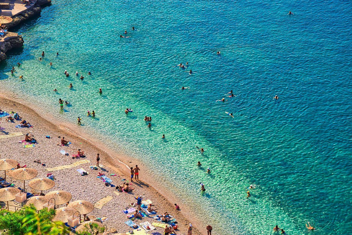 7 υπέροχες παραλίες γύρω από το Ναύπλιο. Κοντά & οικογενειακά