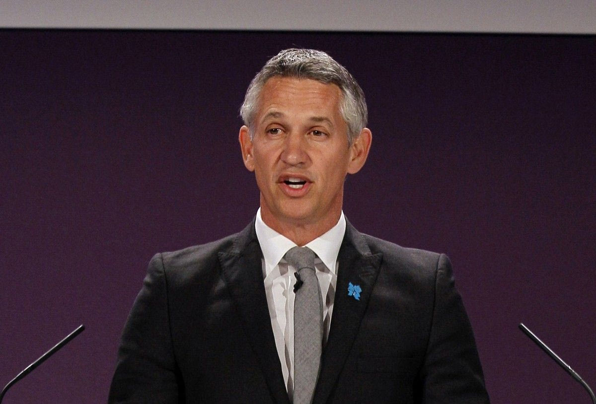 Ο Λίνεκερ γνωρίζει δύο γκέι ποδοσφαιριστές που θα ήταν υπέροχο να το γνωστοποιήσουν στο Κατάρ