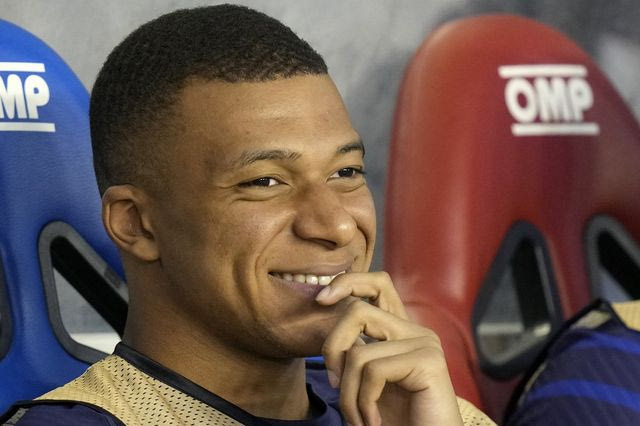 Ο Εμπαπέ απάντησε στη δήλωση σπόντα του Ενρίκε και έληξε όλα τα σενάρια