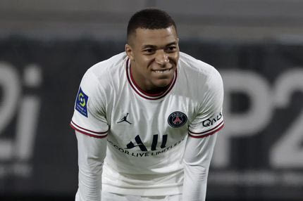 Παρί: Σκληρό πόκερ για Εμπαπέ, τόσα ζητά ο Κελαϊφί για να τον πουλήσει